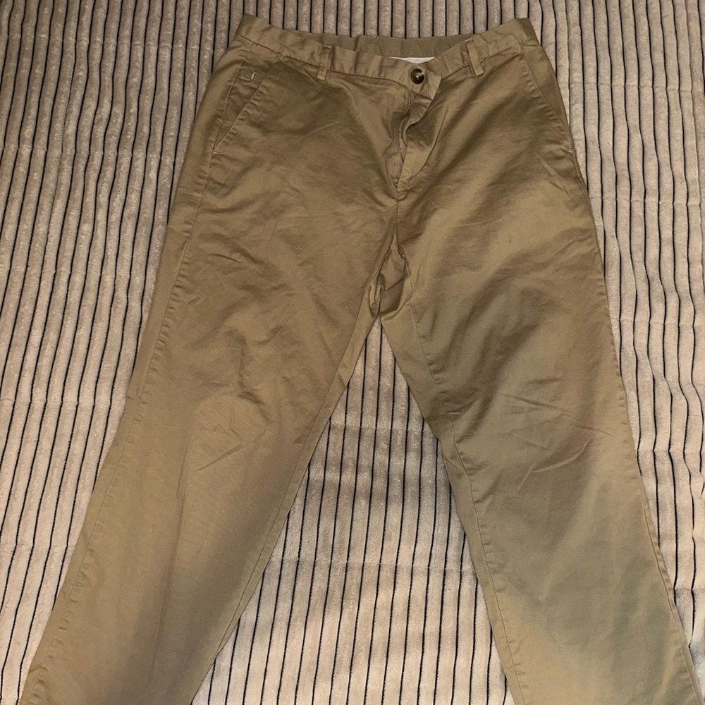 Calvin Klein Men’s 33x30 Khaki Dress Pants